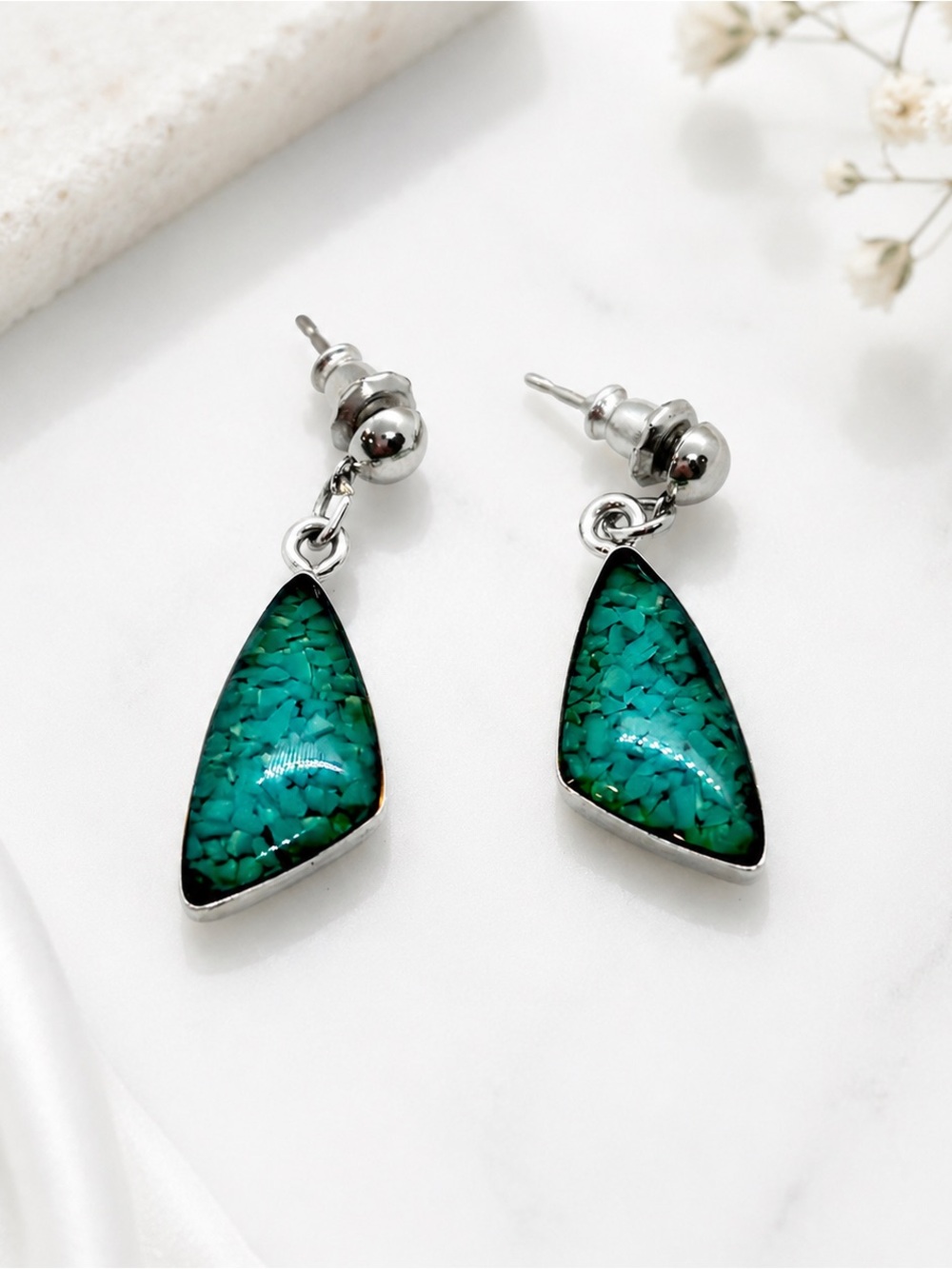 Vintage Sterling Silver Inlaid Crushed Turquoise Dangle Drop Asymmetric Earrings